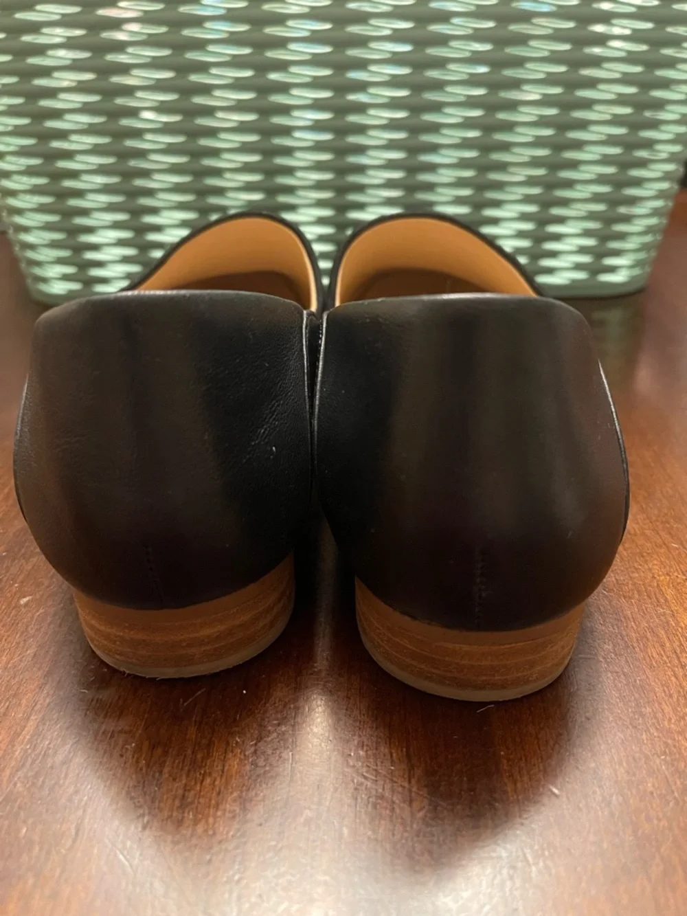 Clarks Women's Pure Tone Black Dressy Flats, SZ 7